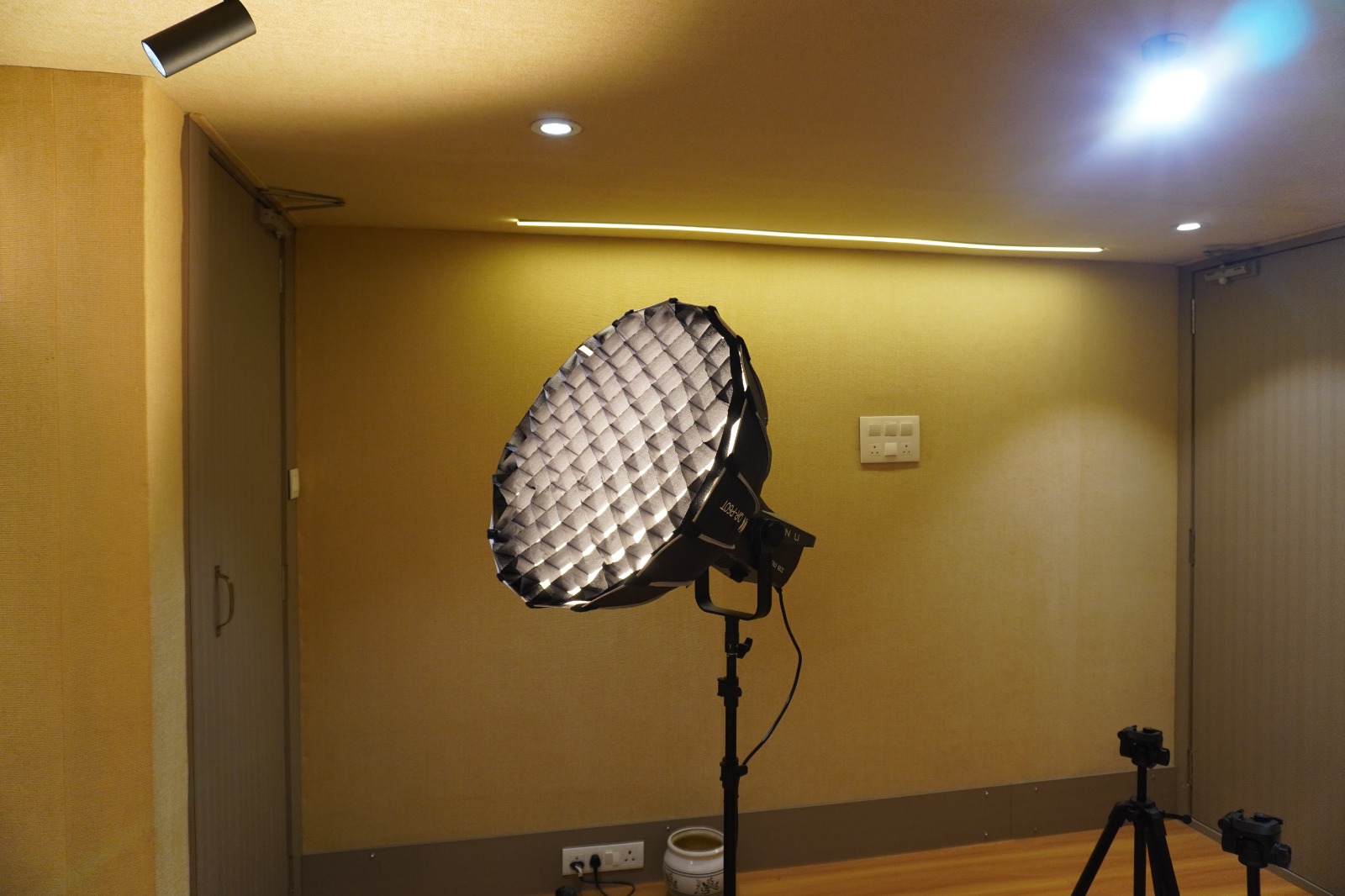 Podcast Studio Setup 5